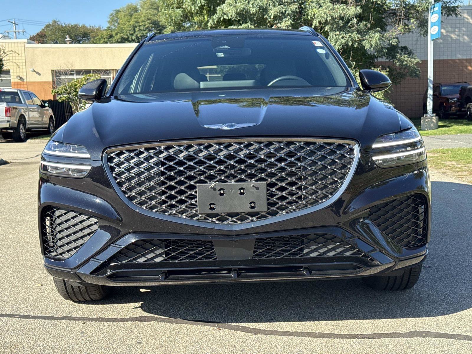 Used 2024 Genesis GV70 3.5T Sport image 2