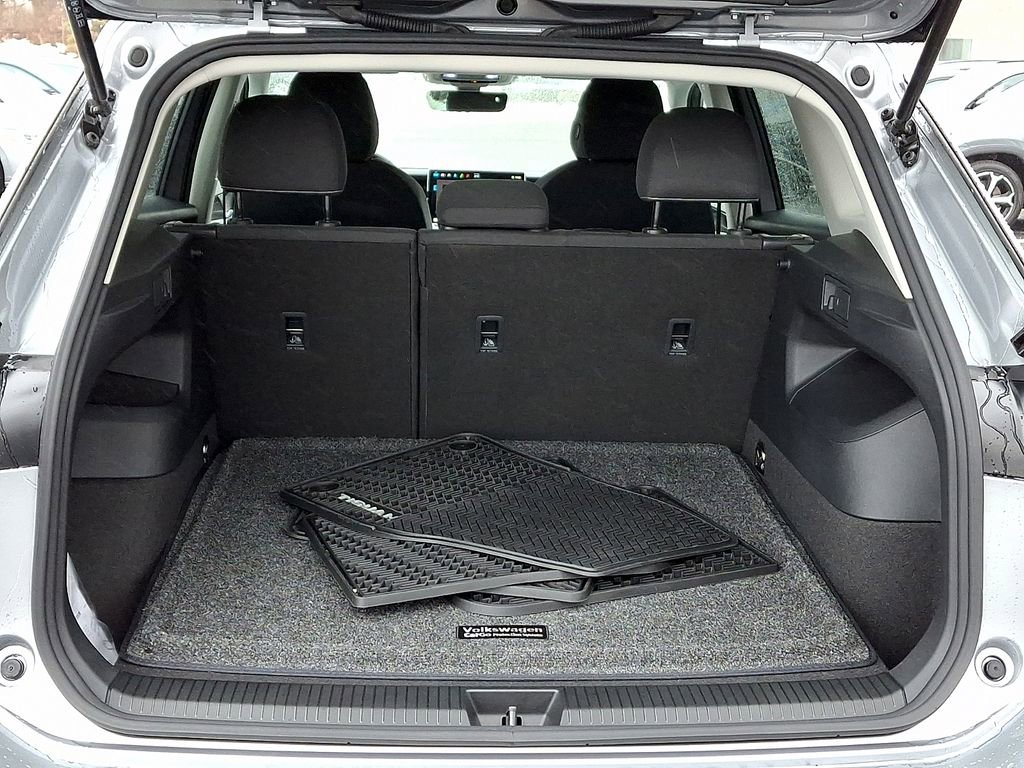 Certified 2025 Volkswagen Tiguan S image 28