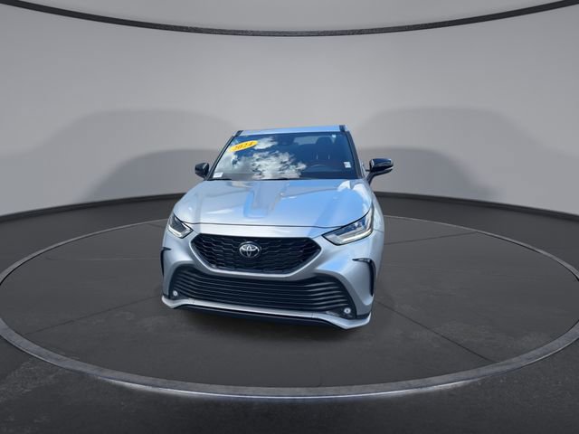 Used 2024 Toyota Highlander XSE image 7