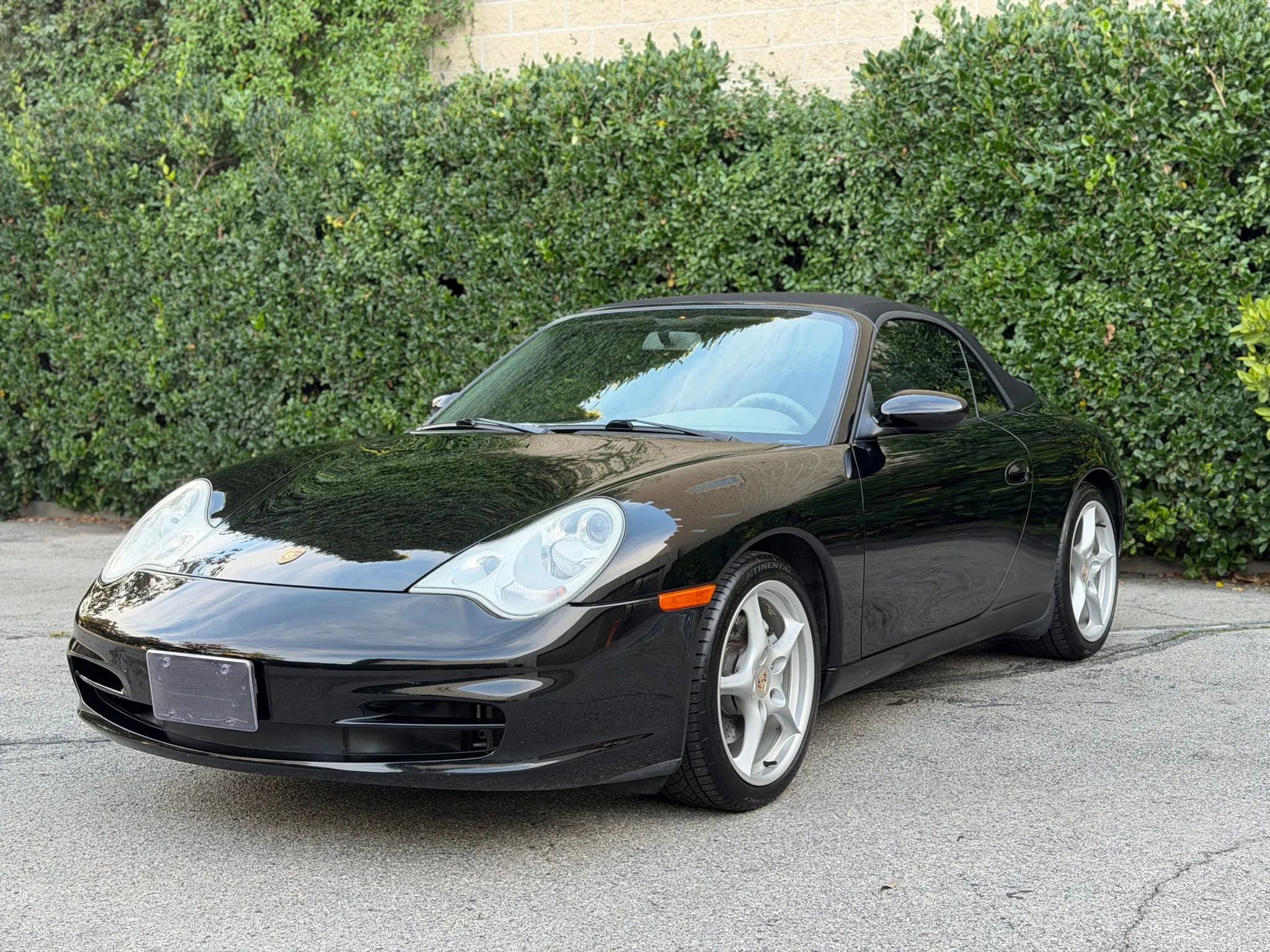 Used 2003 Porsche 911 Carrera 4 image 9