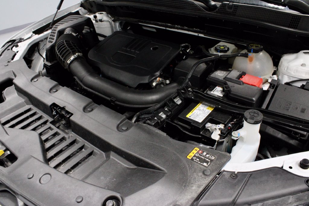 Used 2025 Chevrolet Blazer LT FWD image 17