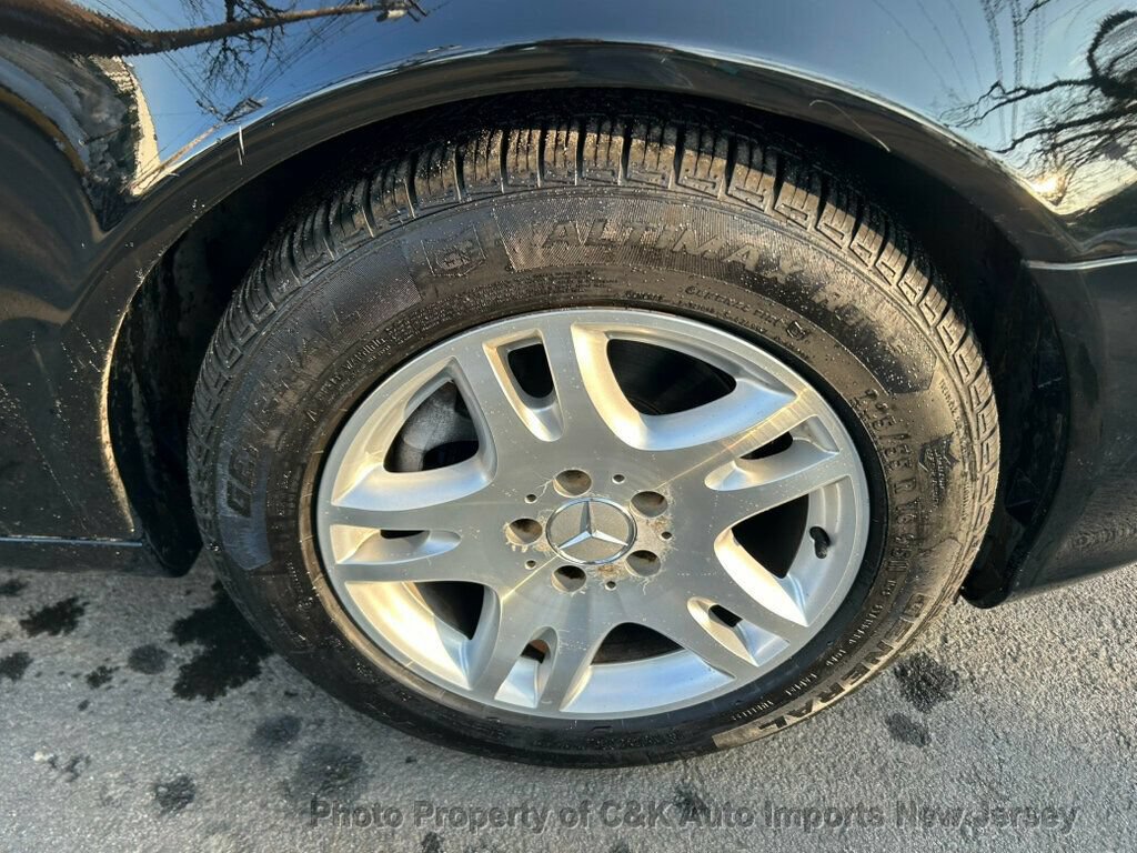 Used 2006 Mercedes-Benz E 320 CDI Sedan image 54