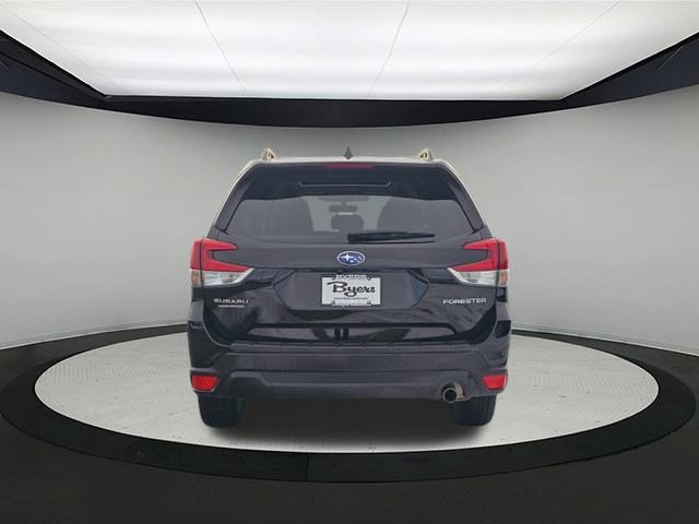 Used 2023 Subaru Forester Limited image 6