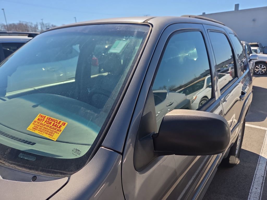 Used 2002 MAZDA Tribute ES image 11