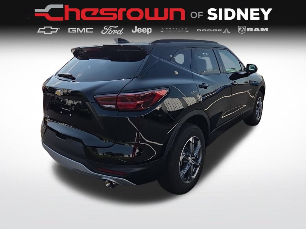 Used 2024 Chevrolet Blazer LT w/ Convenience Package FWD image 5