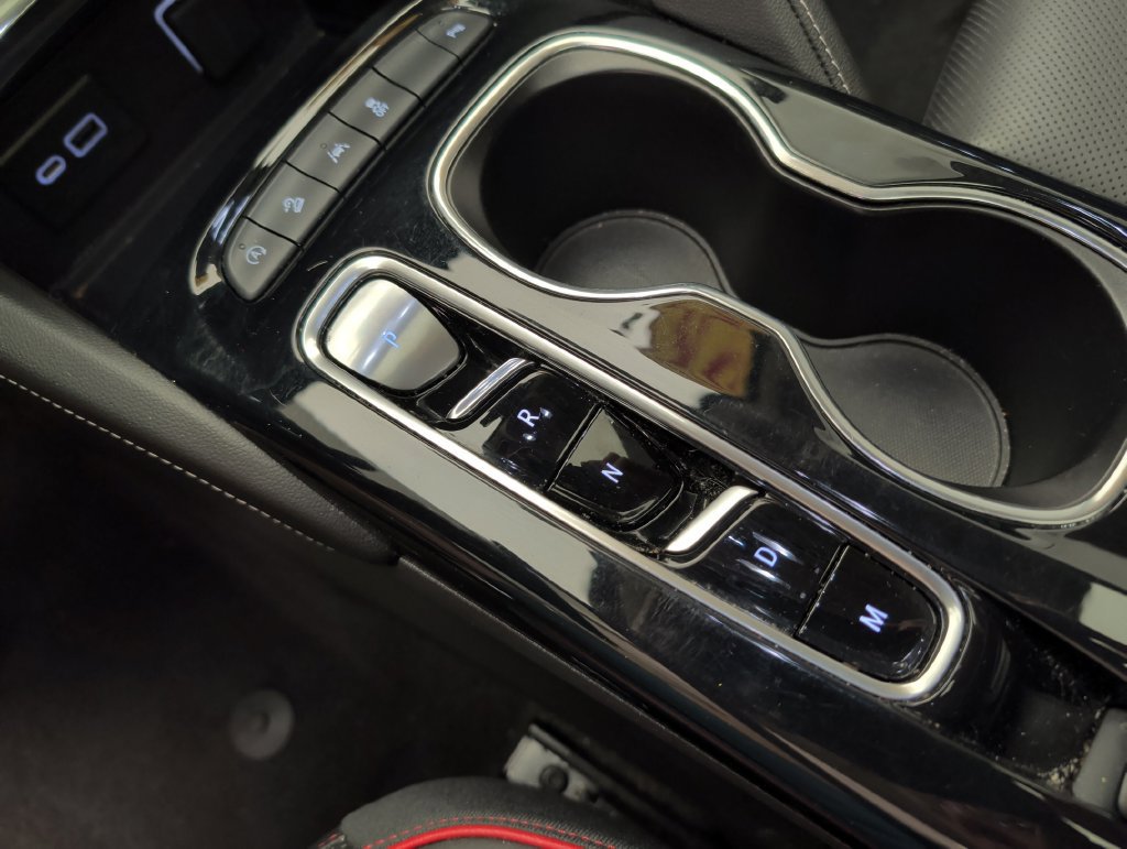 Used 2023 Buick Envision Essence w/ Sport Touring Package AWD/4WD image 35