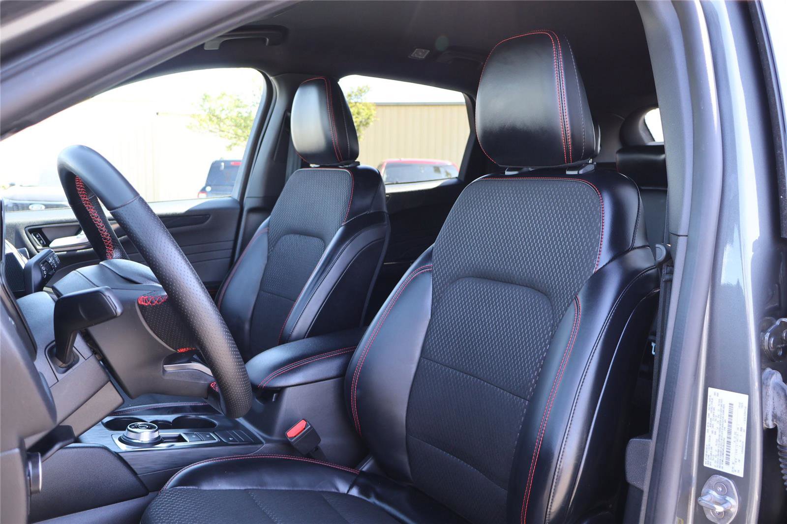 Used 2024 Ford Escape ST-Line w/ Equipment Group 301A image 12