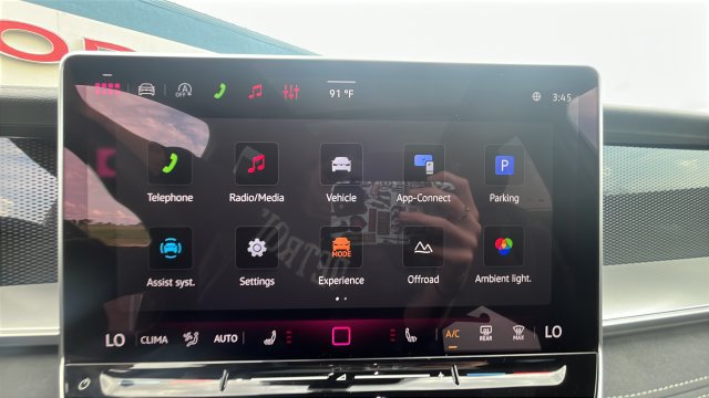 New 2026 Volkswagen Tiguan SE R-Line AWD/4WD image 15