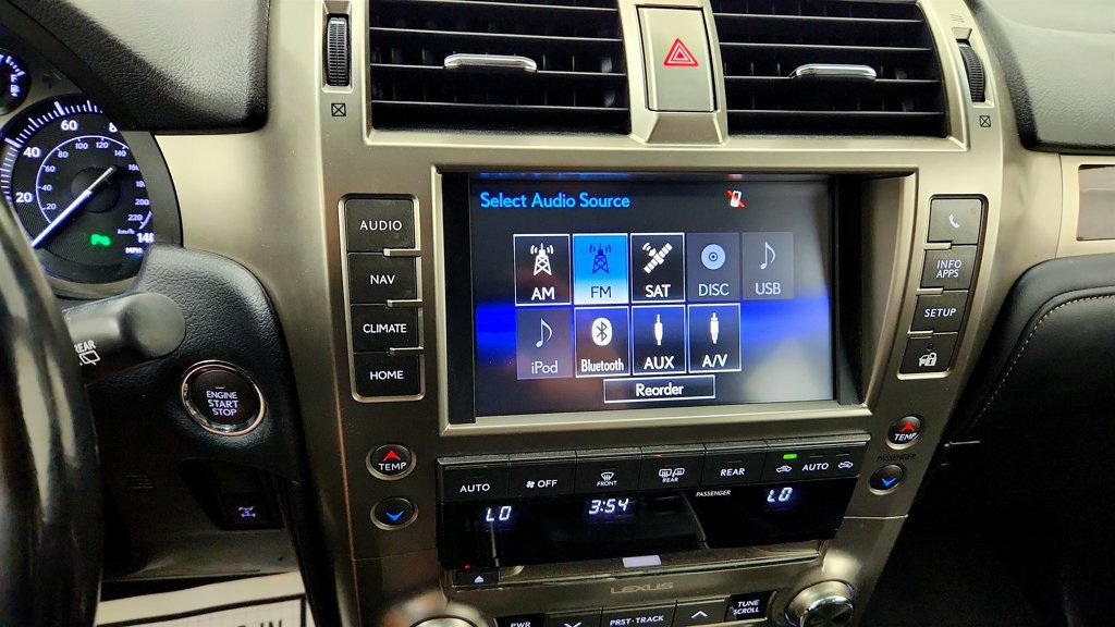Used 2018 Lexus GX 460 Premium w/ Premium Package AWD/4WD image 19