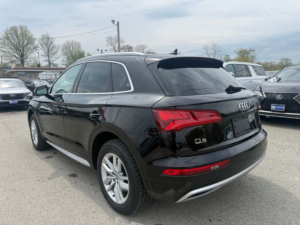 Used 2020 Audi Q5 2.0T Premium w/ Convenience Package AWD/4WD image 4