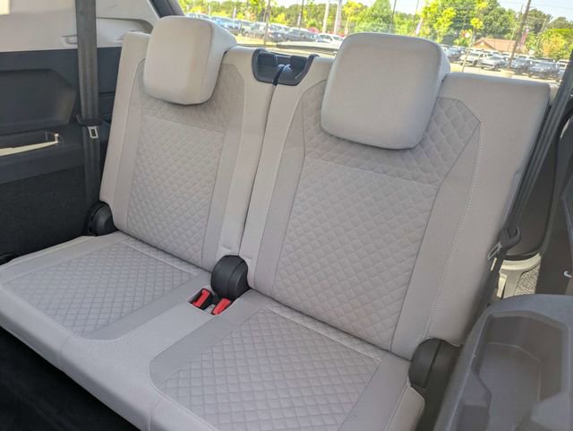 Used 2019 Volkswagen Tiguan S w/ Driver Assistance Package FWD image 14