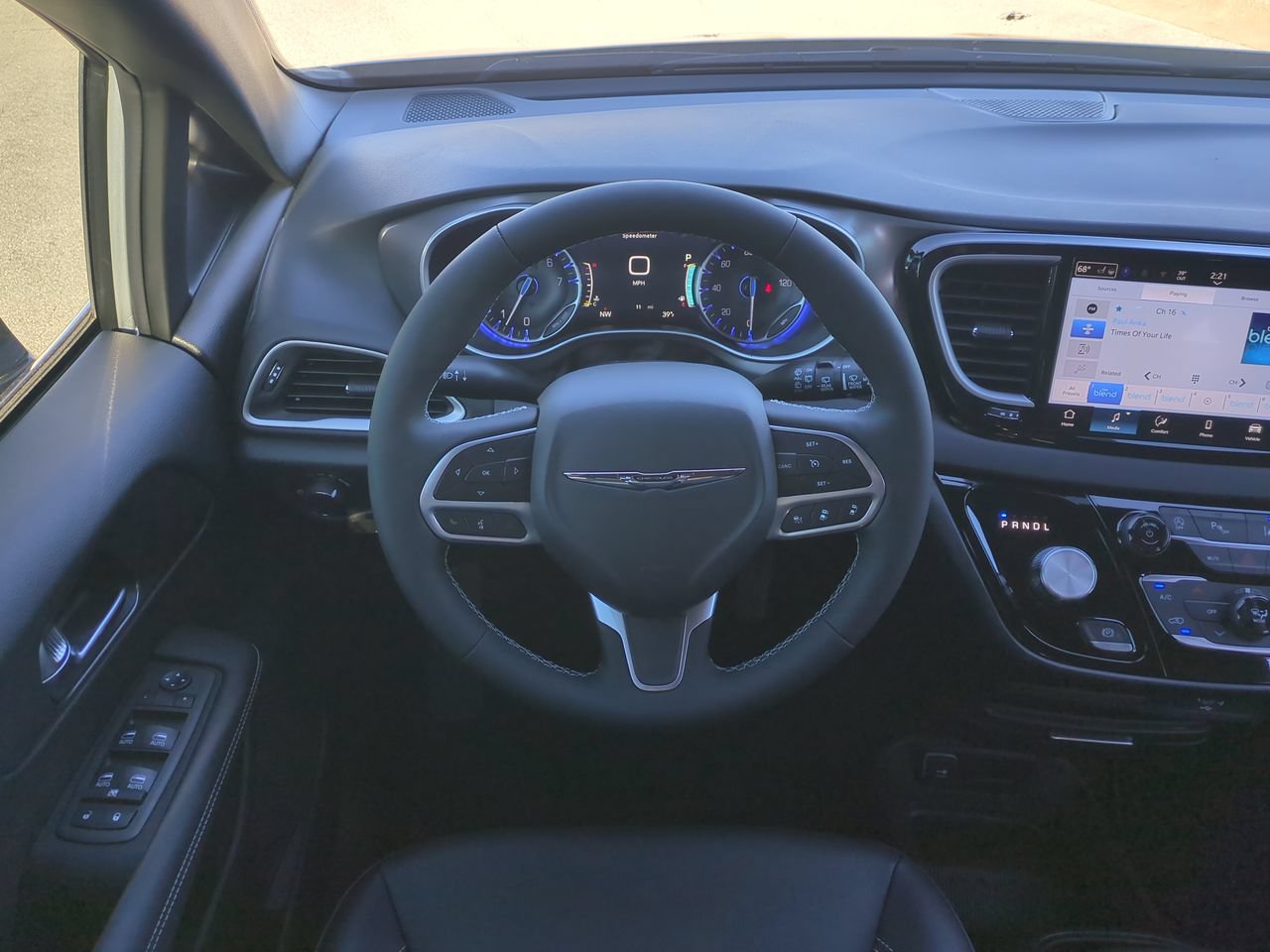 New 2026 Chrysler Voyager LX FWD image 14