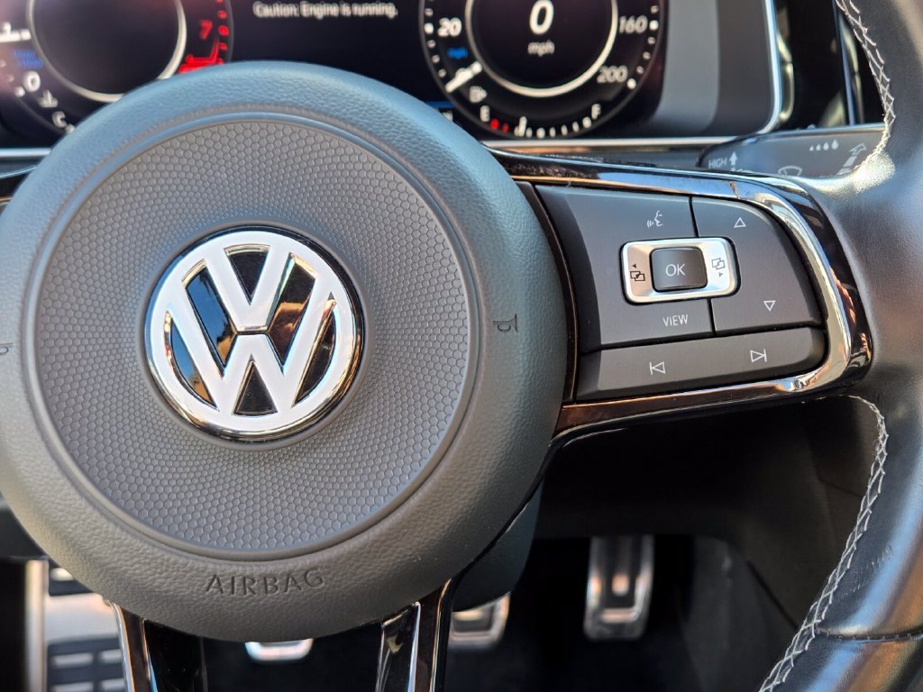 Used 2019 Volkswagen Golf R 4-Door AWD/4WD image 26