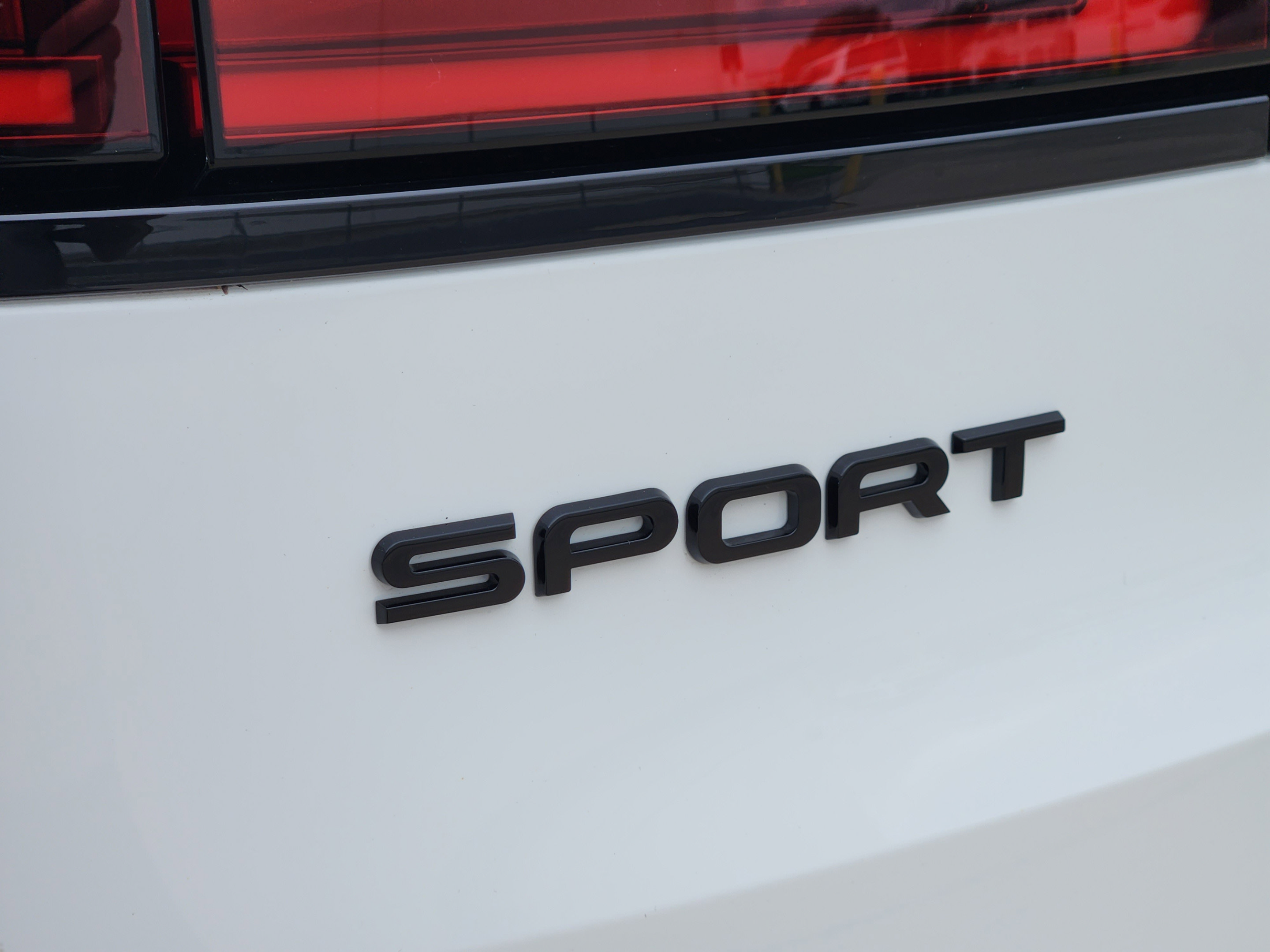 New 2026 Land Rover Range Rover Sport Dynamic SE AWD/4WD image 32