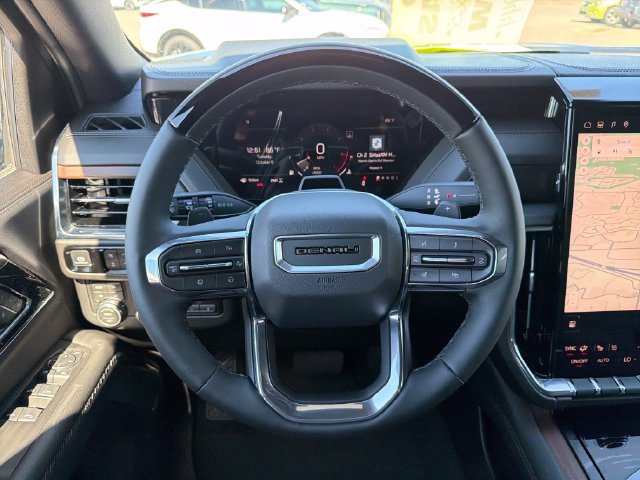 New 2026 GMC Yukon XL Denali w/ Denali Reserve Package AWD/4WD image 10