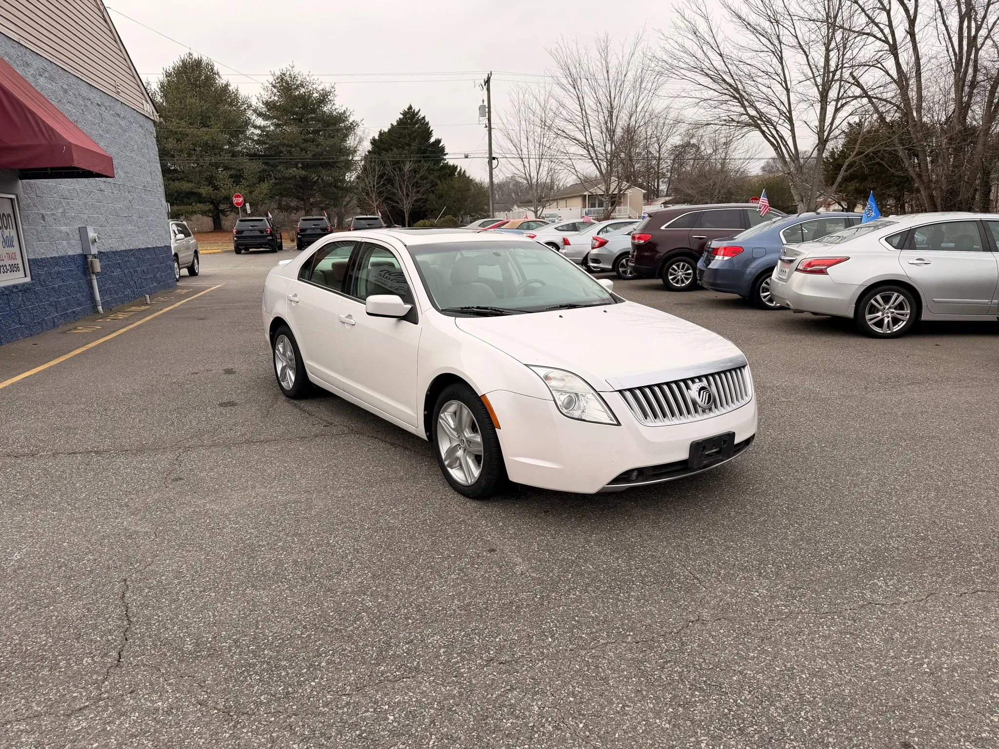 Used 2010 Mercury Milan image 8