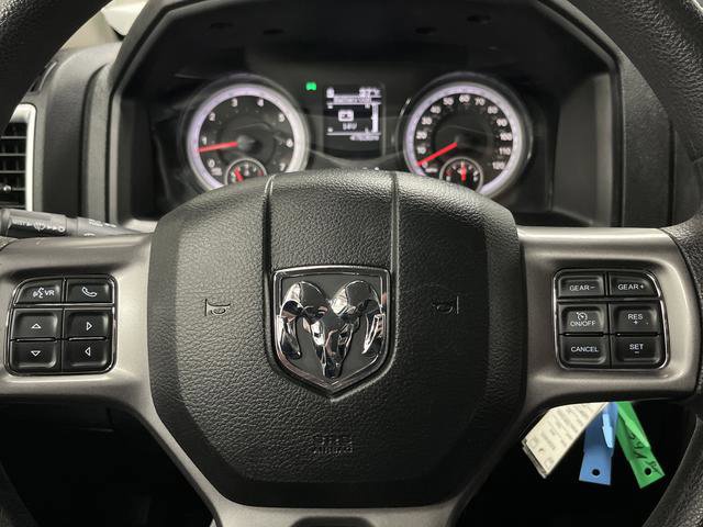 Used 2022 RAM 1500 Classic SLT image 14