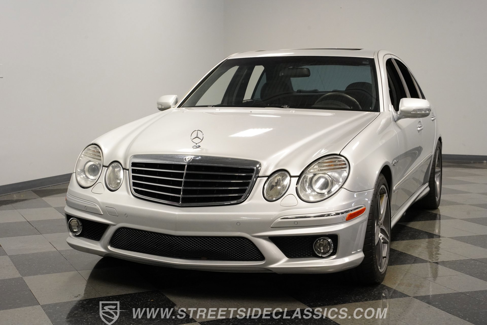 Used 2007 Mercedes-Benz E 63 AMG Sedan image 18