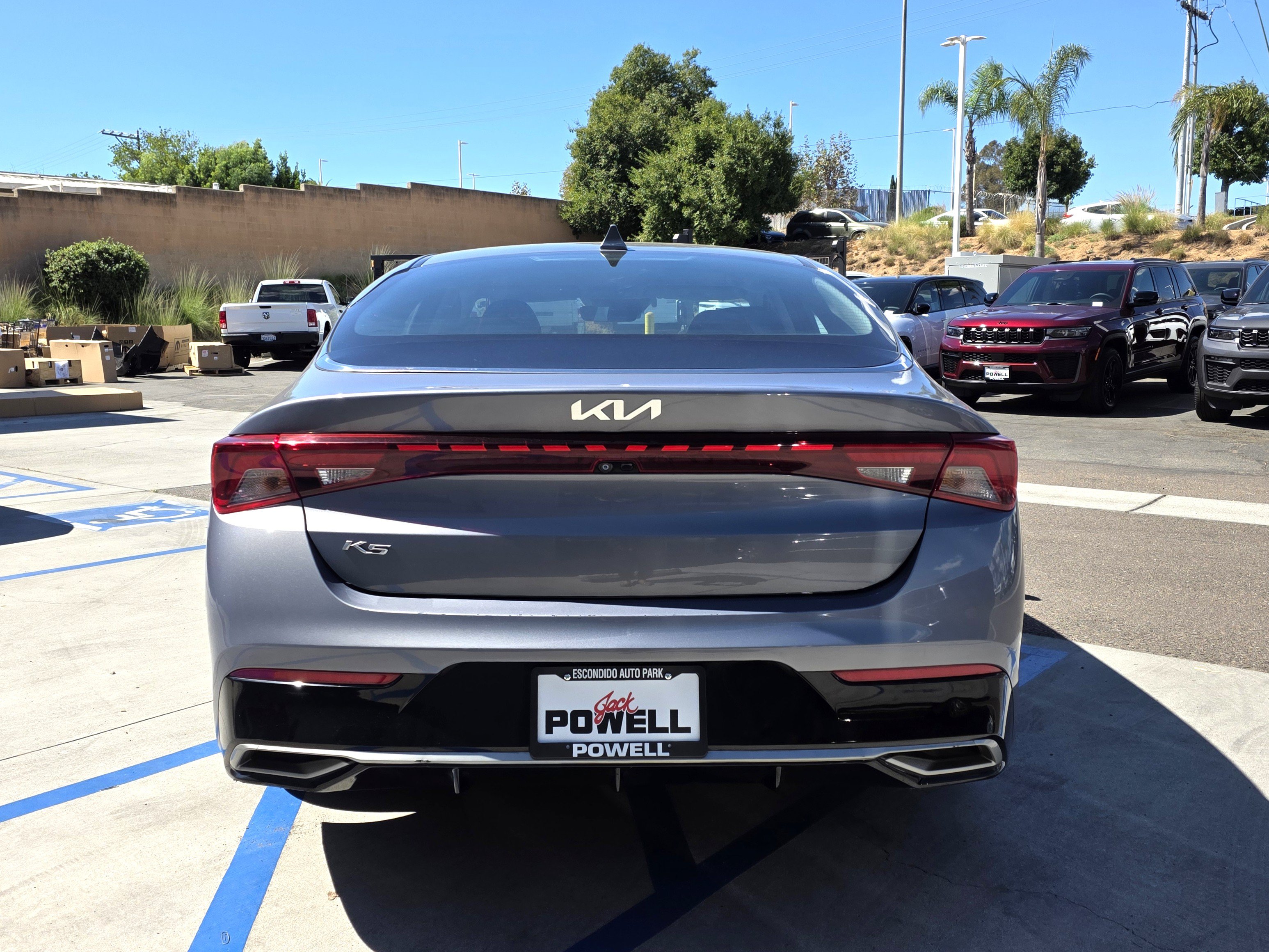 Used 2022 Kia K5 LXS FWD image 4