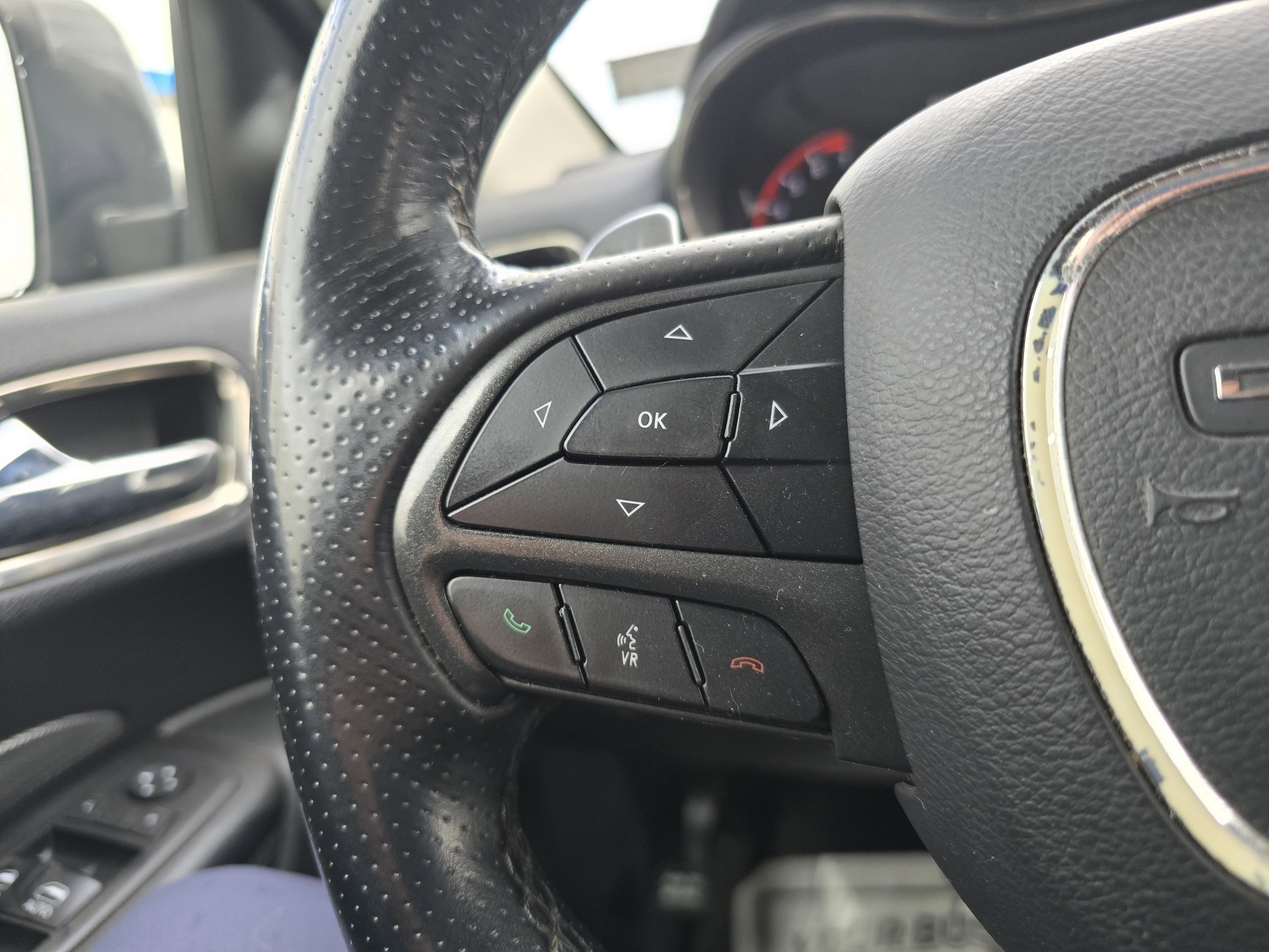 Used 2018 Dodge Durango GT image 17