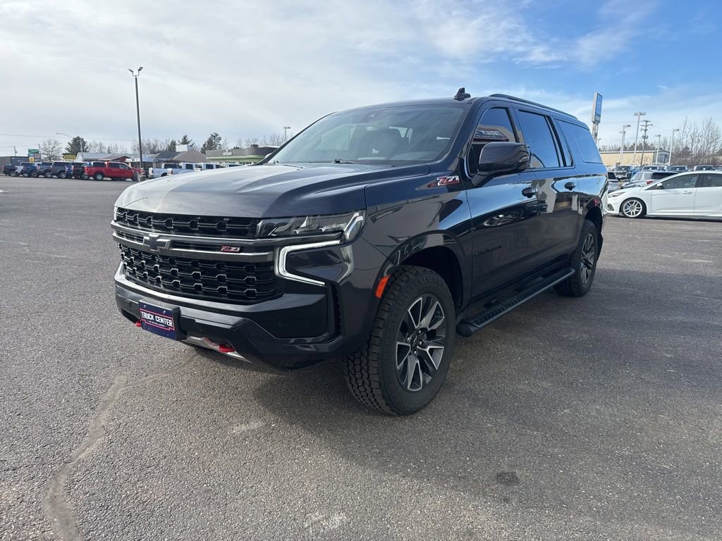 Used 2022 Chevrolet Suburban Z71 w/ Luxury Package image 9