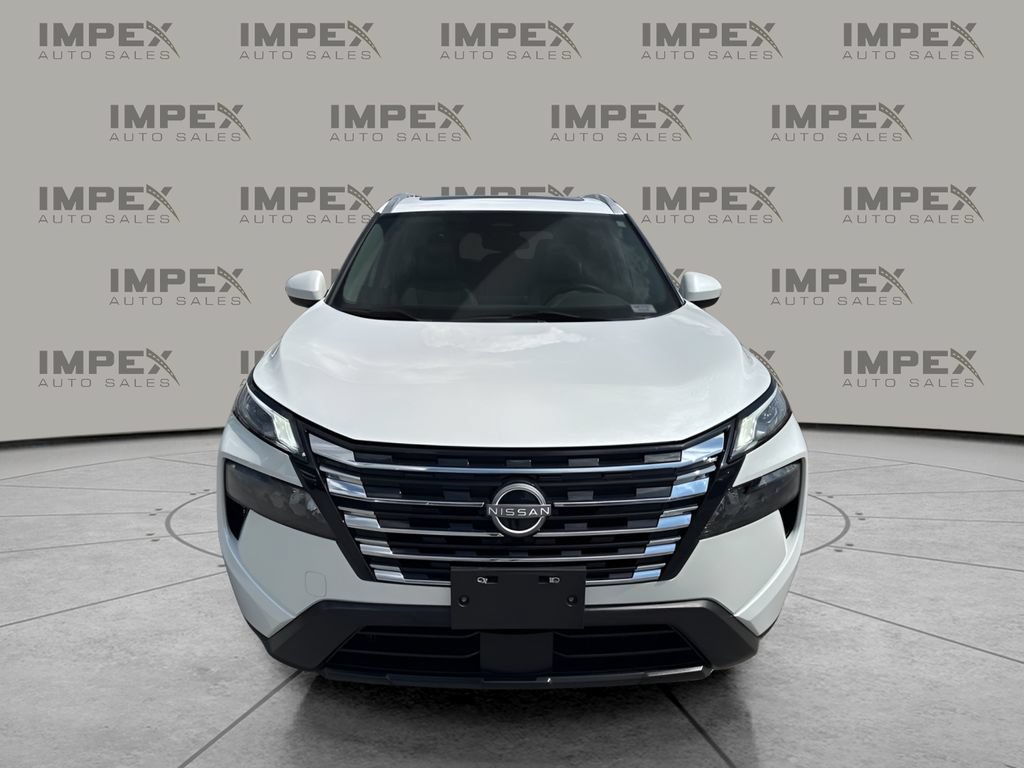 Used 2024 Nissan Rogue SV w/ SV Premium Package AWD/4WD image 8