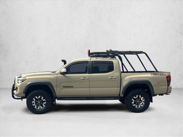 Used 2018 Toyota Tacoma TRD Off-Road w/ Technology Package RWD image 9