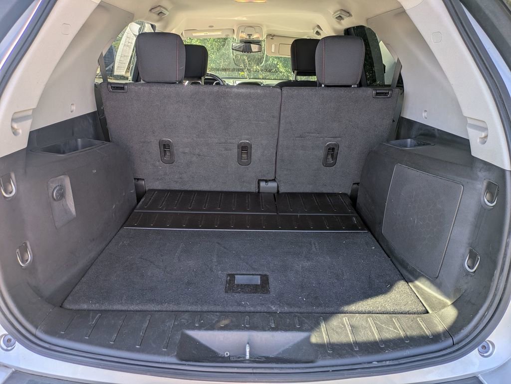 Used 2015 Chevrolet Equinox LT w/ Driver Convenience Package image 28