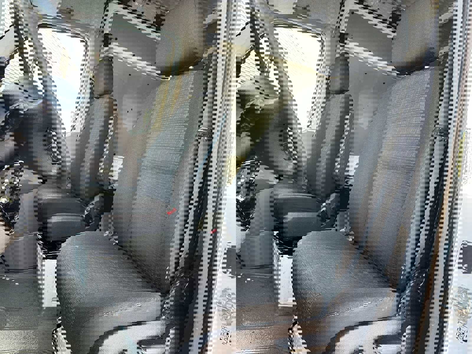 Used 2016 Freightliner Sprinter 2500 image 20