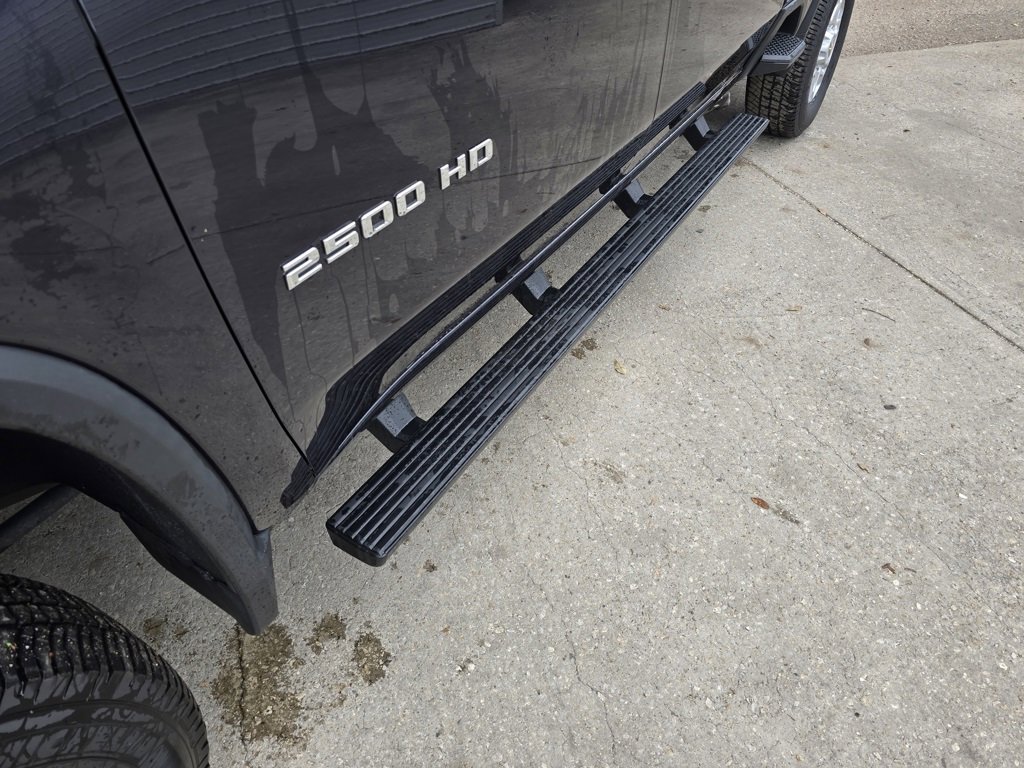 Used 2024 Chevrolet Silverado 2500 LTZ image 14