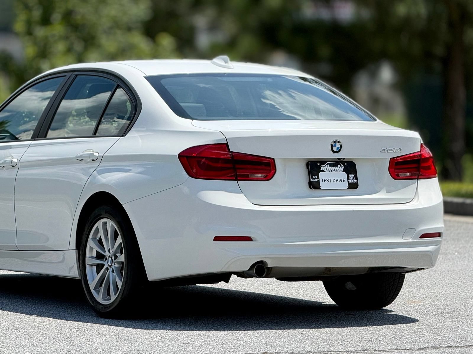 Used 2018 BMW 320i xDrive Sedan AWD/4WD image 49