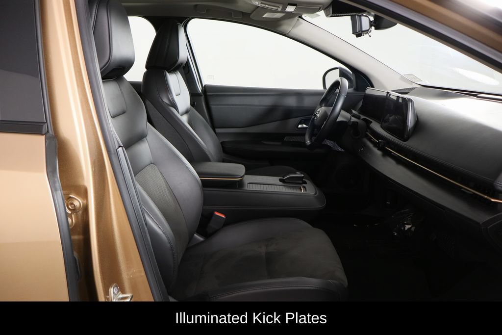 Used 2023 Nissan Ariya FWD image 11