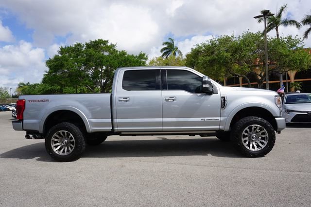 Certified 2022 Ford F350 Platinum w/ Tremor Off-Road Package AWD/4WD image 16