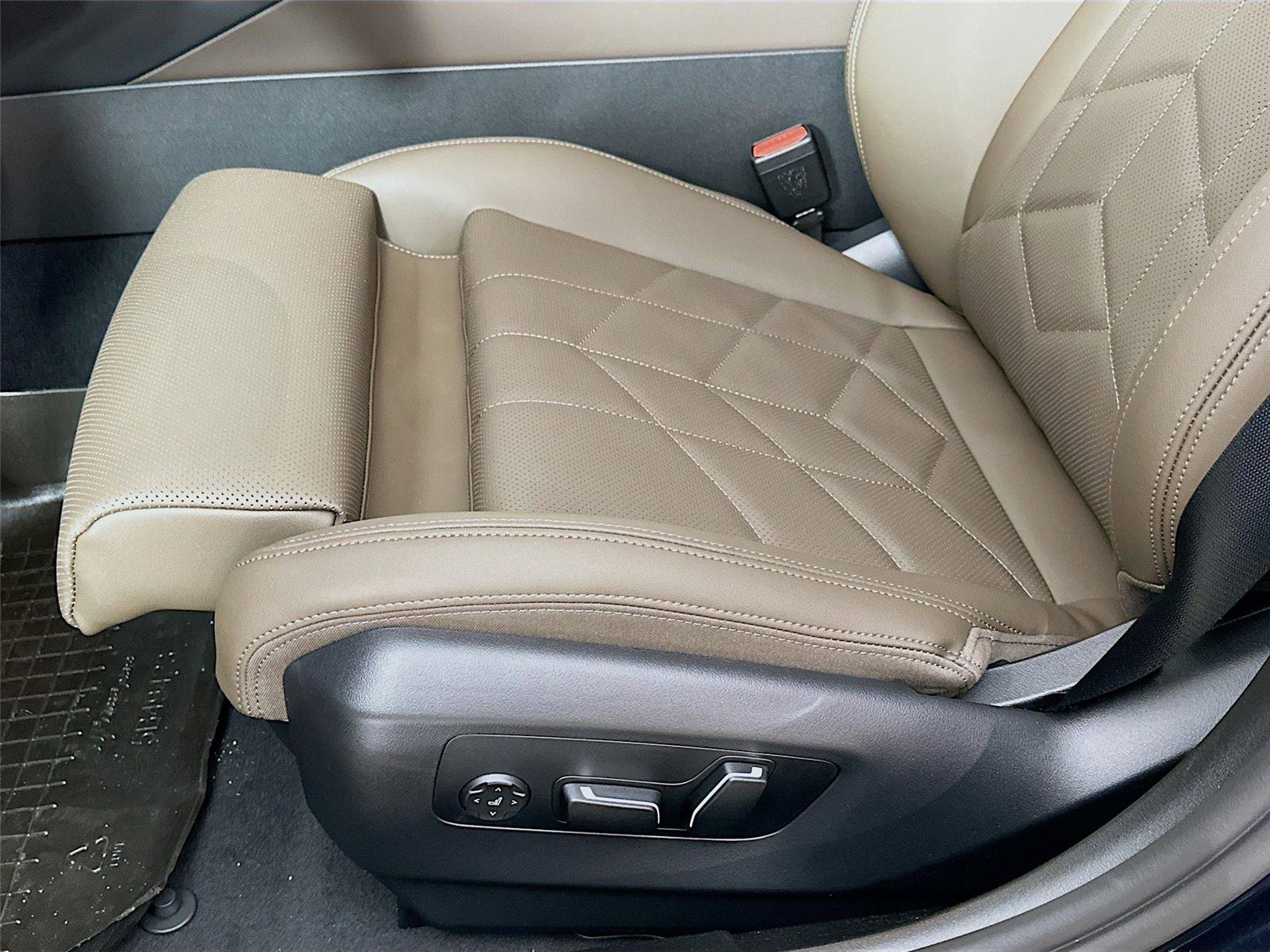 New 2026 BMW 530i xDrive 530i xDrive w/ M Sport Package image 20