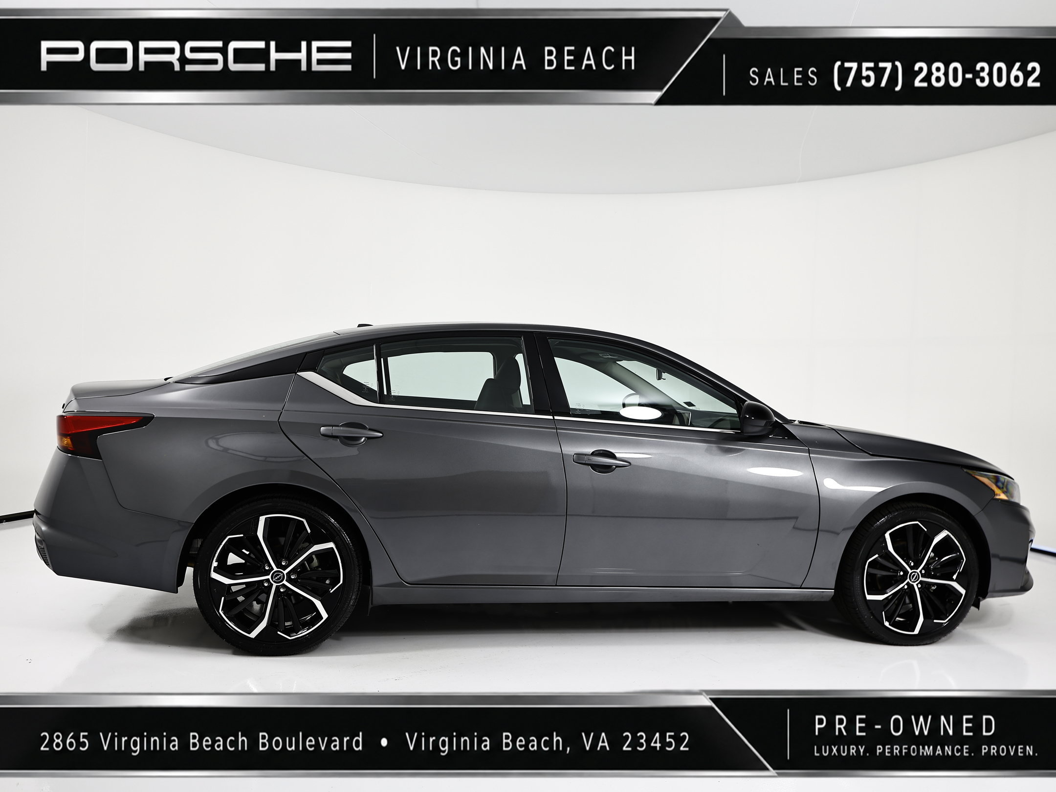 Used 2025 Nissan Altima 2.5 SR FWD image 6