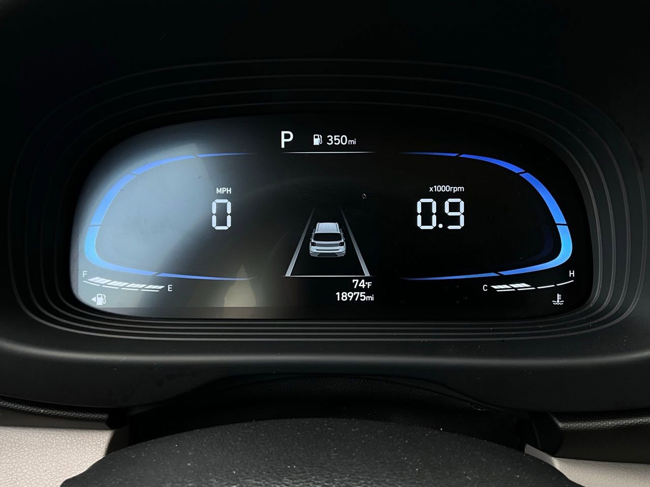 Used 2025 Hyundai Venue SEL image 38