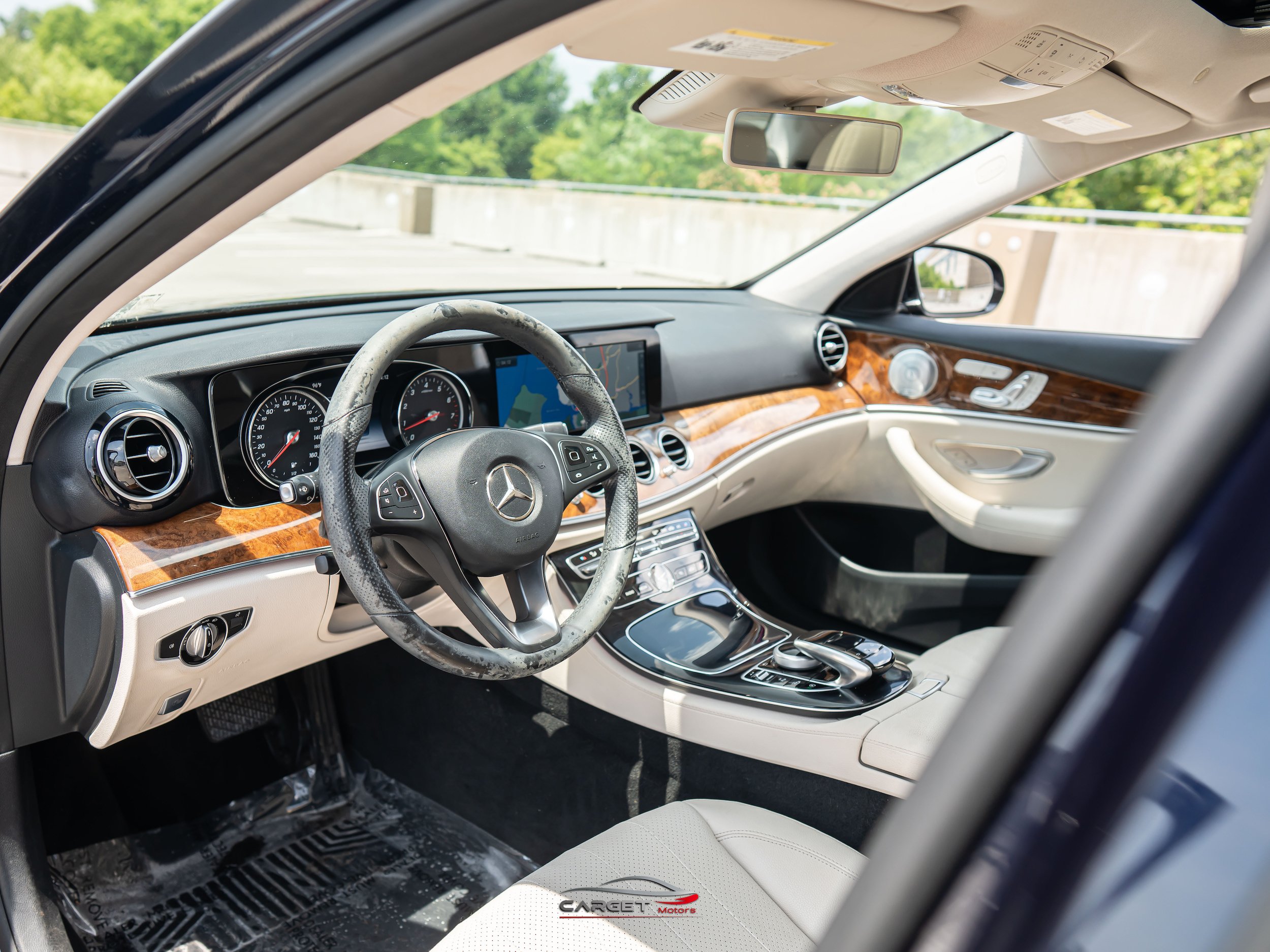 Used 2017 Mercedes-Benz E 300 4MATIC image 13