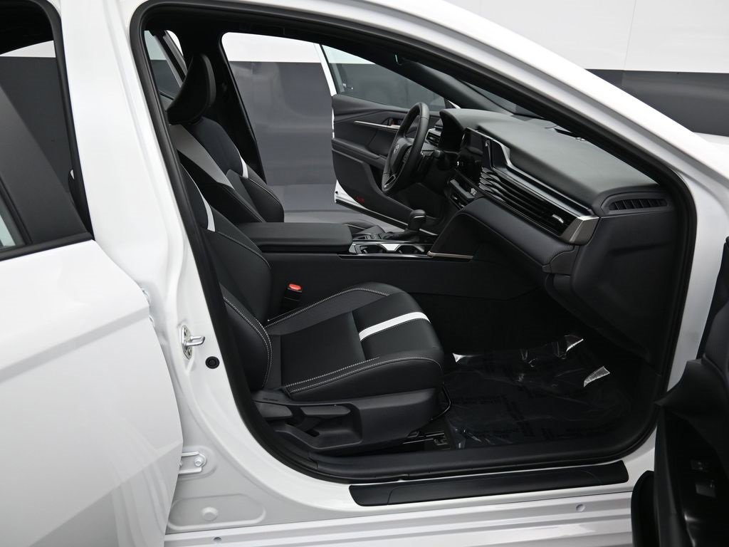 Certified 2025 Toyota Camry SE image 32