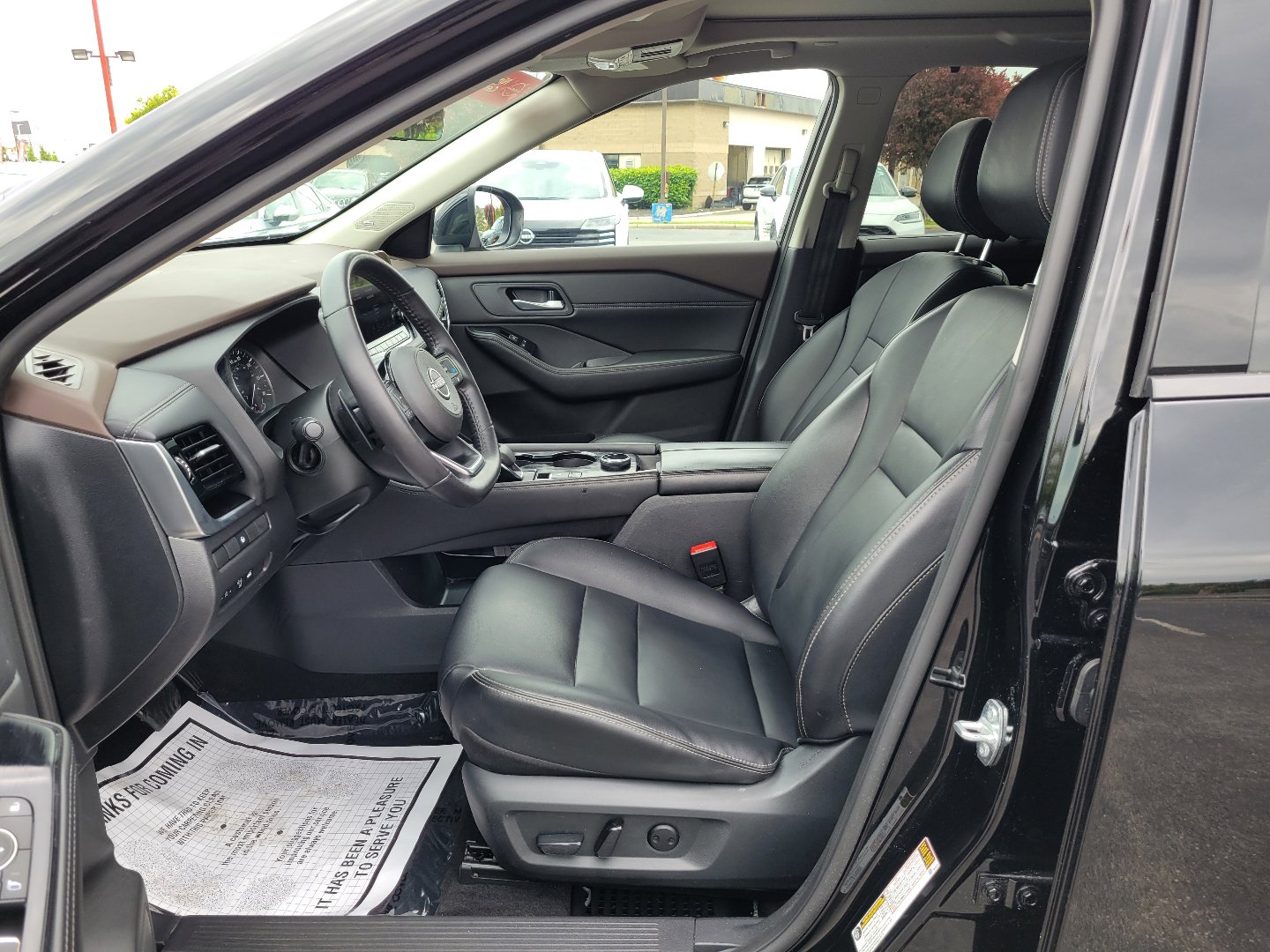 Certified 2023 Nissan Rogue SL w/ SL Premium Package AWD/4WD image 17