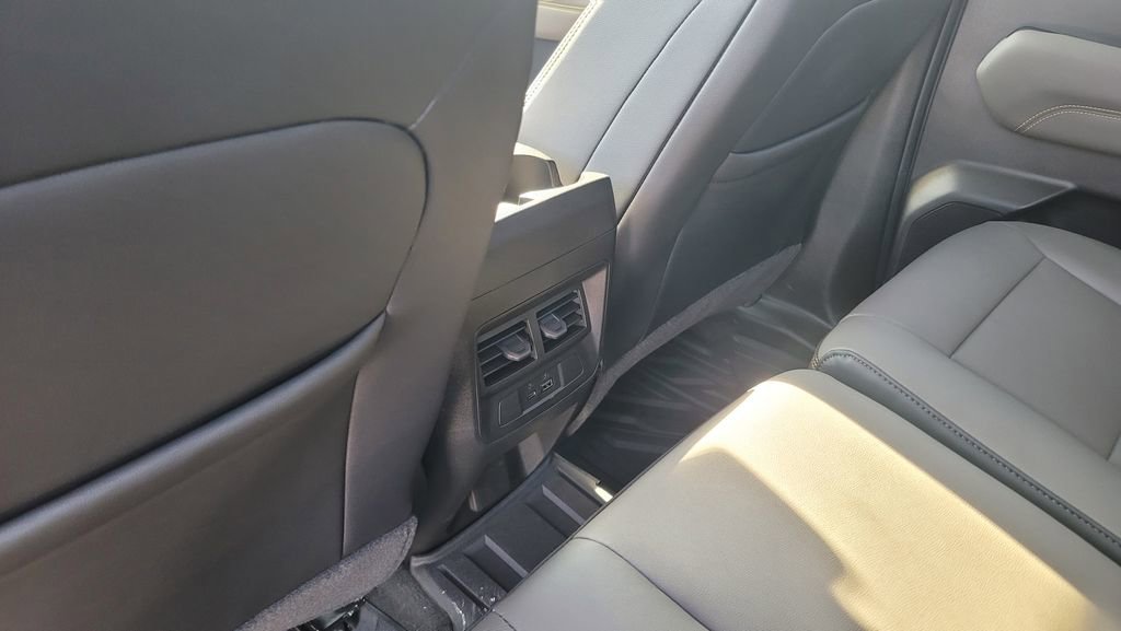 New 2026 Chevrolet Colorado ZR2 w/ ZR2 Bison Edition image 26