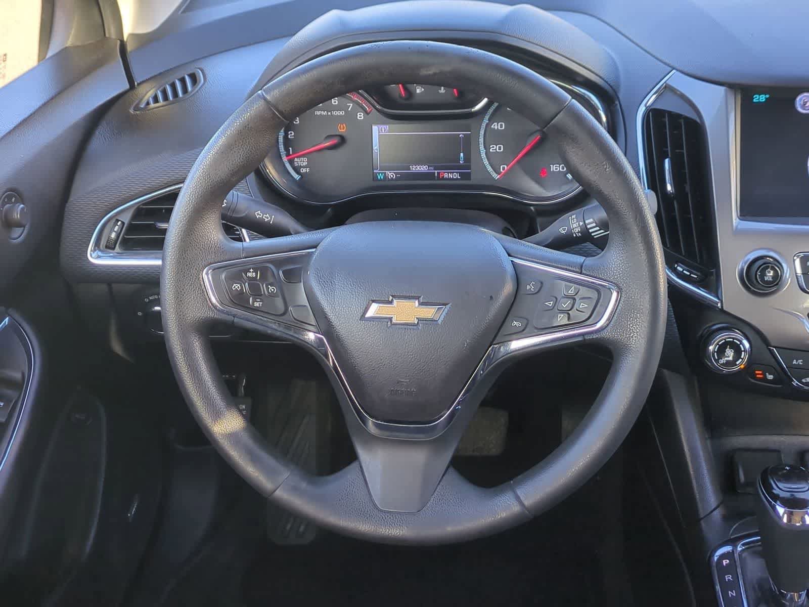 Used 2017 Chevrolet Cruze LT w/ Sun And Sound Package FWD image 23