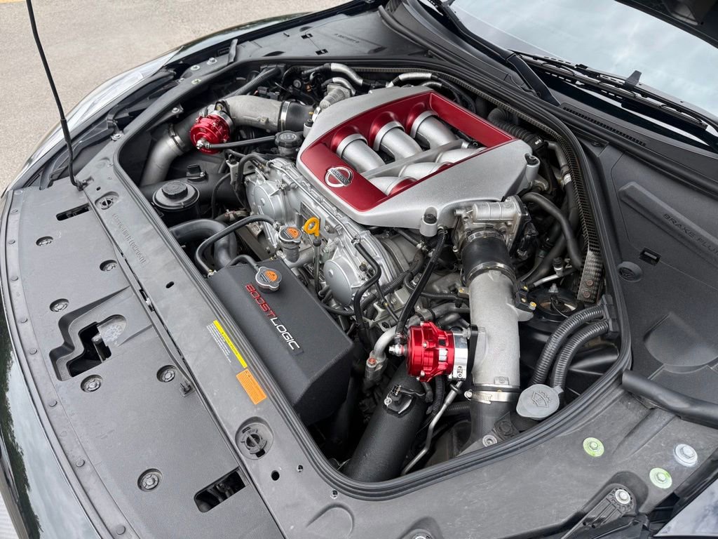 Used 2012 Nissan GT-R Black Edition AWD/4WD image 25