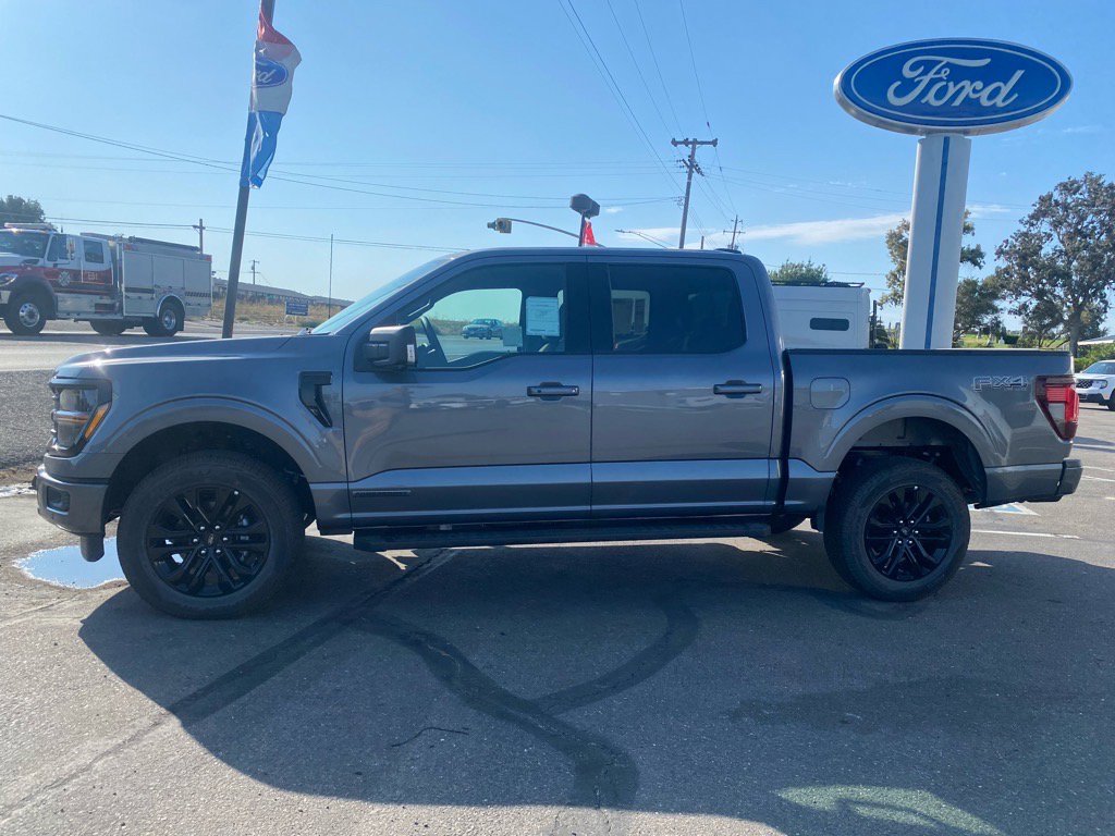 New 2025 Ford F150 XLT w/ Equipment Group 302A MID image 3