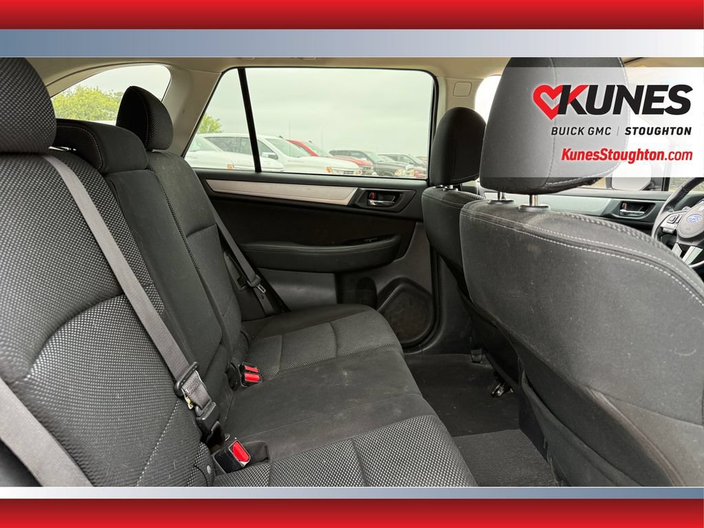 Used 2017 Subaru Outback 2.5i Premium AWD/4WD image 39