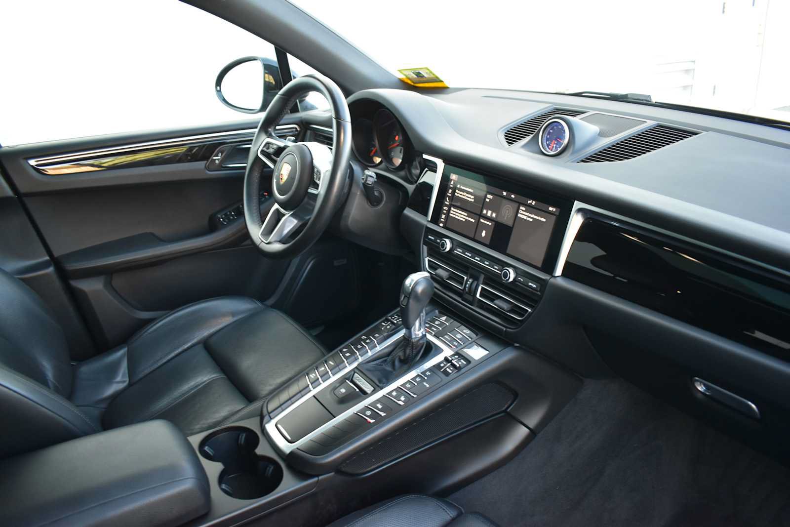Used 2021 Porsche Macan S AWD/4WD image 13