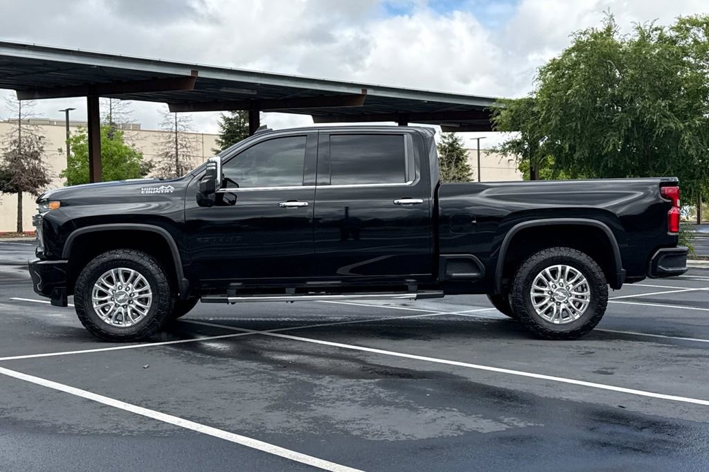 Used 2020 Chevrolet Silverado 2500 High Country w/ Technology Package image 14