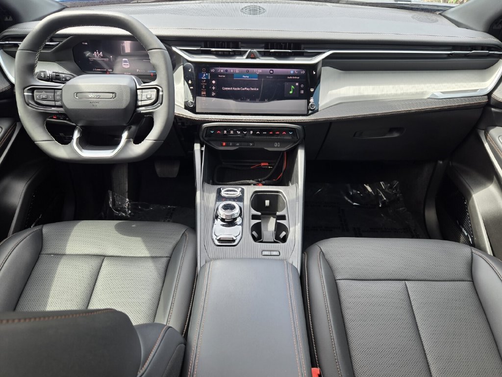 Used 2026 Jeep Cherokee Limited AWD/4WD image 12