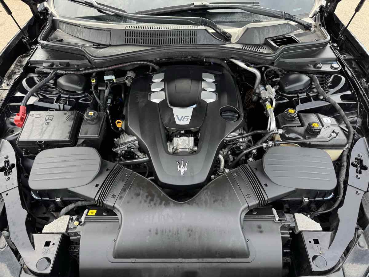 Used 2016 Maserati Ghibli RWD image 47
