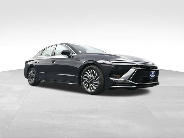 New 2026 Hyundai Sonata Limited FWD image 32