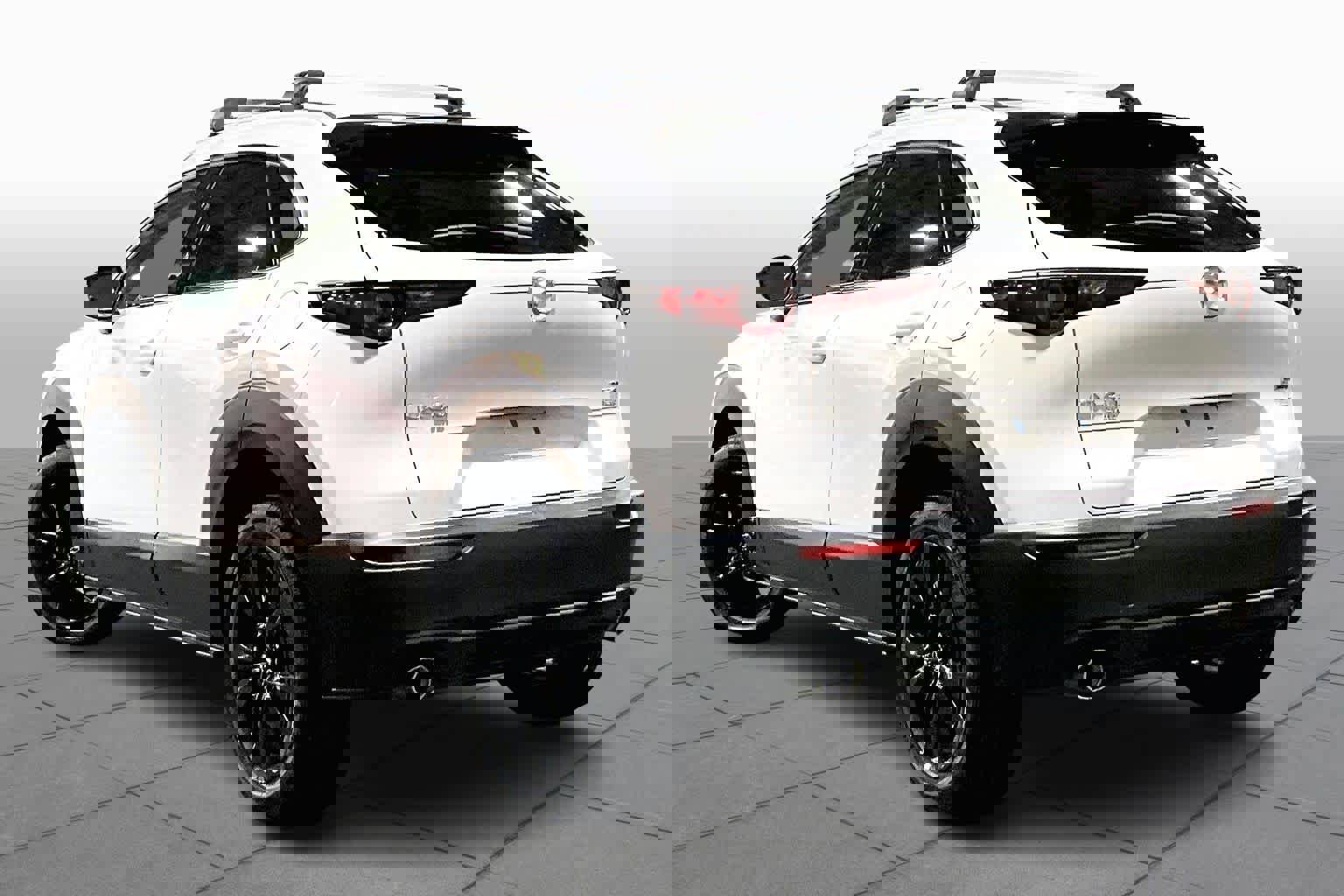 Used 2024 MAZDA CX-30 2.5 Turbo w/ Premium Package image 11